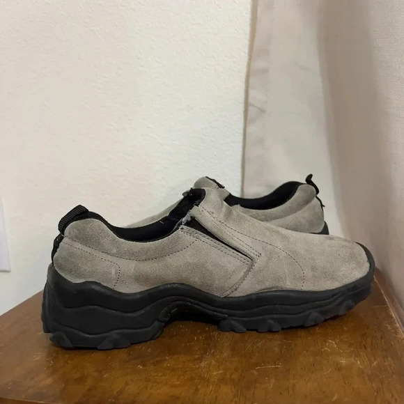 ITASCA Searay Suede‎ Slip On Comfort Walking Mens Shoes Sz 9 Tan Cushion Stretch - Picture 7 of 9